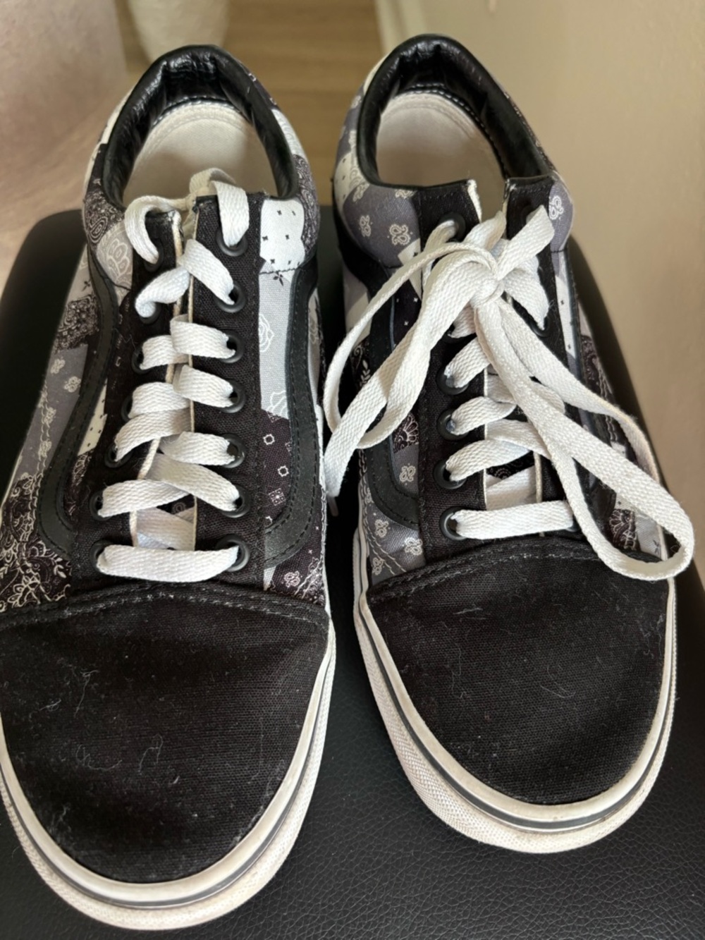 Black & White custom Print Low-Top Vans Sneakers